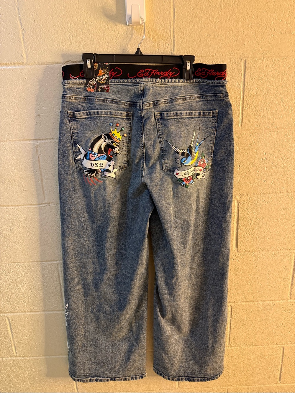 Ed Hardy Men's Light Blue Straight Jeans with Colorful Back Pocket Tattoos